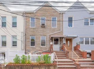 6823 76th St, Middle Village, NY 11379