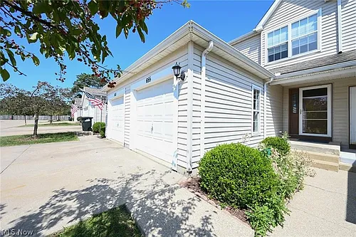 655 Almas Ct Photo 1