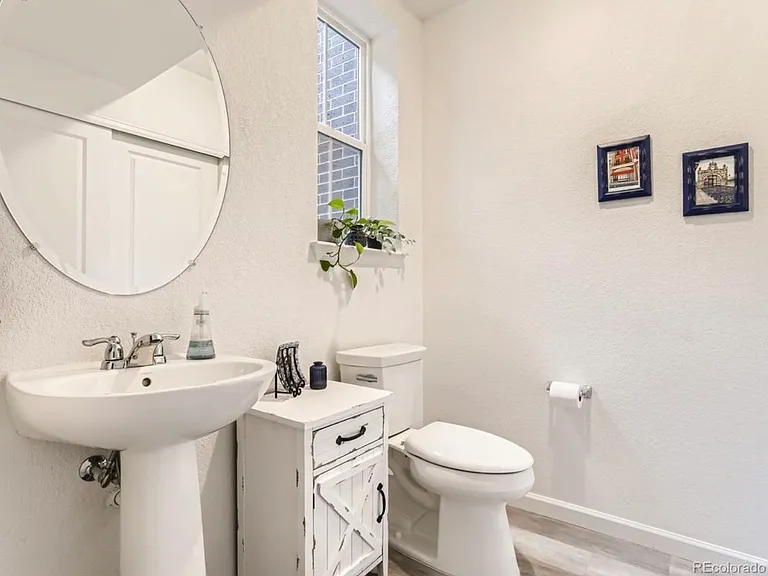 1320 Hoyt St #5 — Photo 20