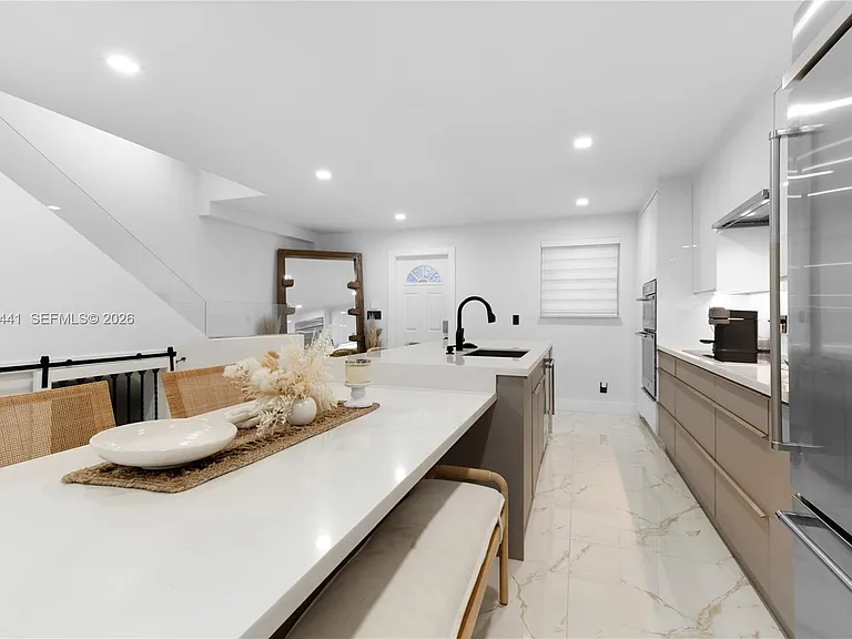 2115 NE 123rd St — Photo 26