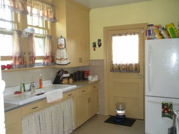 303 Ash- French Doors