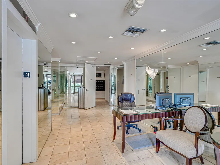 10747 Wilshire Blvd #1407 — Photo 39