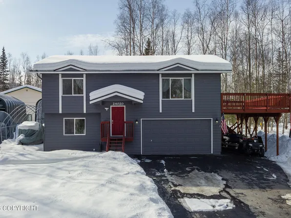 24020 Pillow Cir, Chugiak, AK 99567