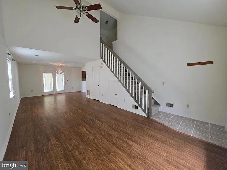 9 Gristmill Dr — Photo 25