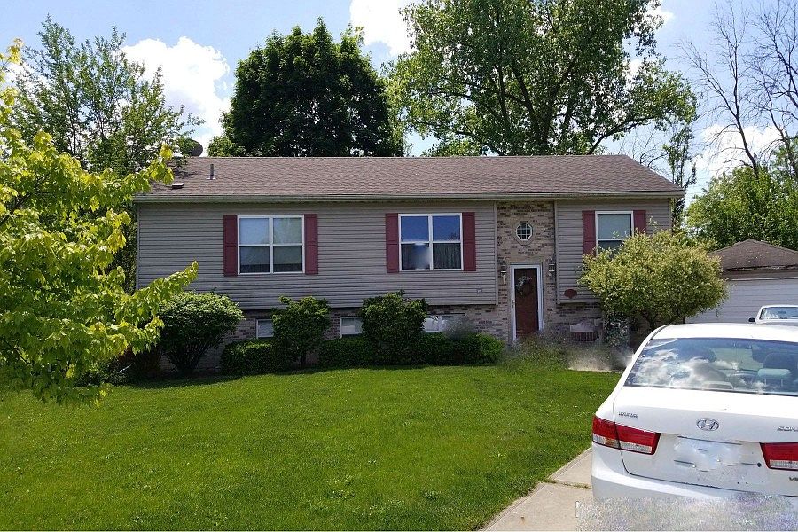 1st image of 2438 Maplewood Ct