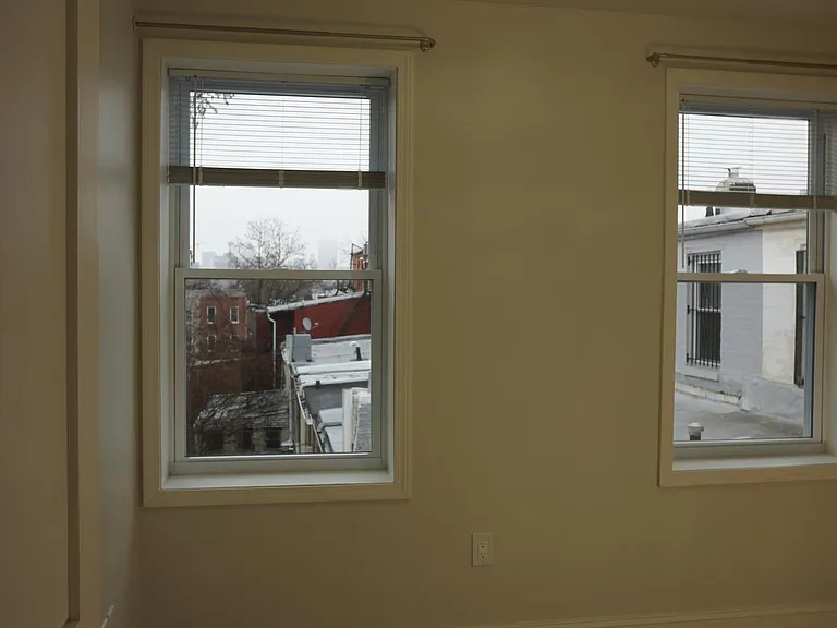 1520 Hollins St #3 — Photo 65
