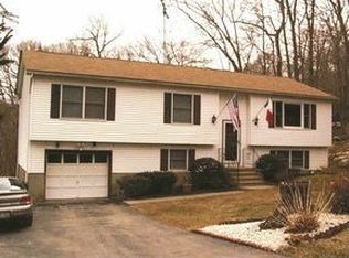 14 Venice Rd, Patterson, NY 12563