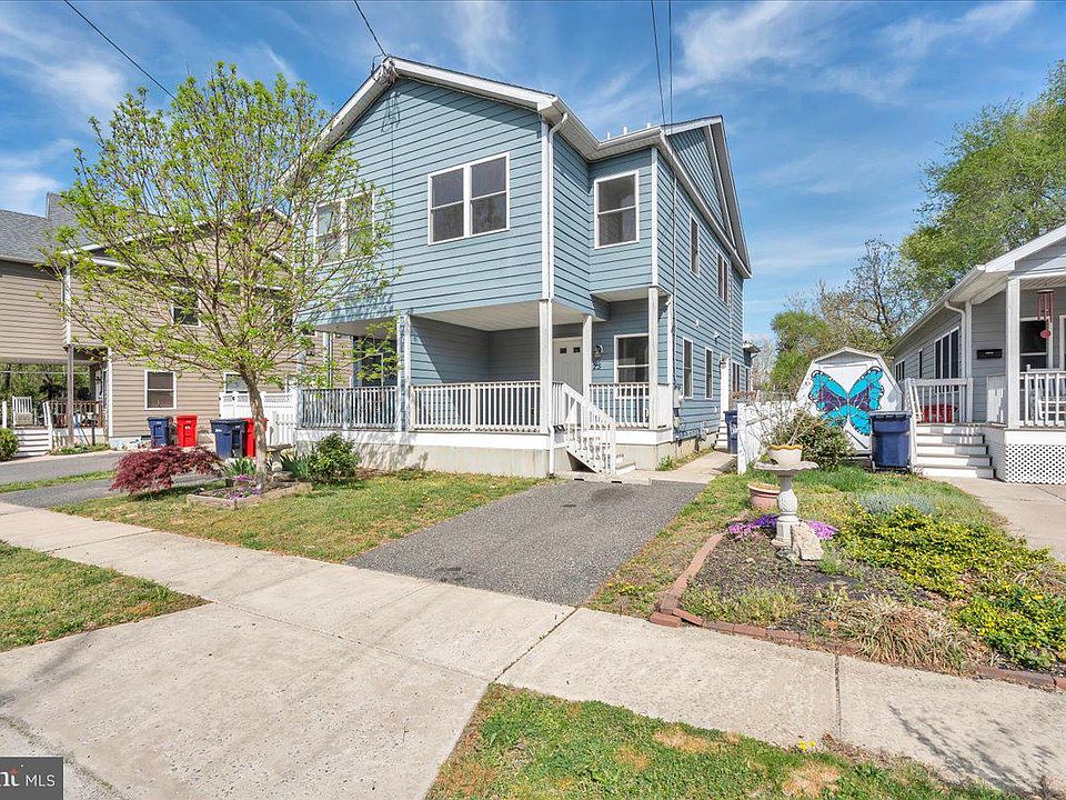 1st image of 25 Eagle St