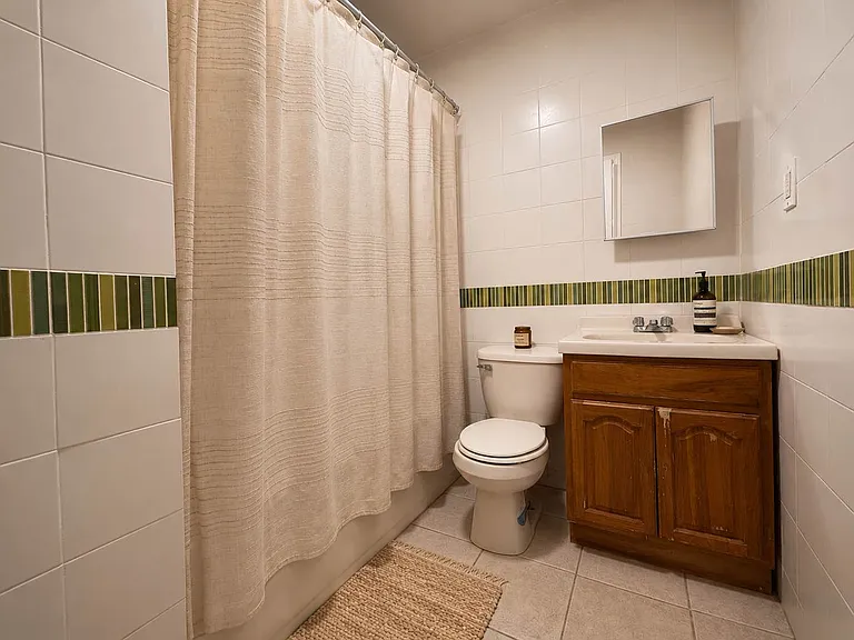 914 Broadway #3R — Photo 5