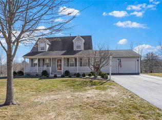 21 Belknap Farm Dr, Johnston, RI 02919