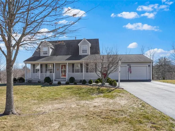 21 Belknap Farm Dr, Johnston, RI 02919