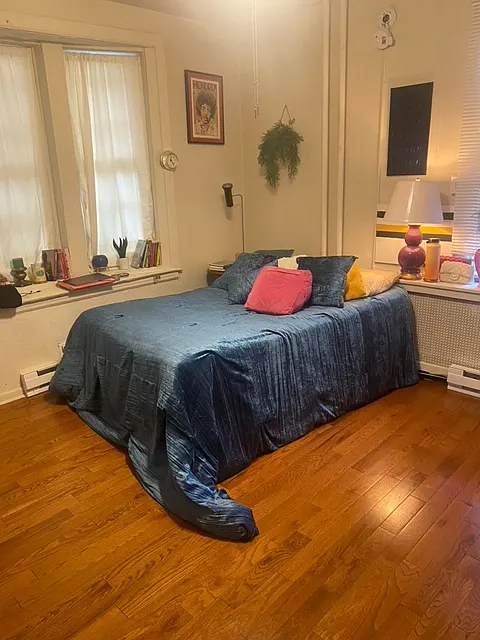 Studio, 200 sqft, $925 — Photo 1