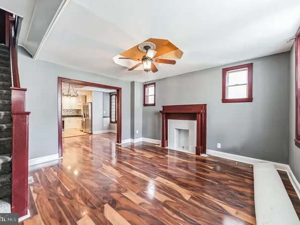 126 E Walnut Ln, Philadelphia, PA 19144