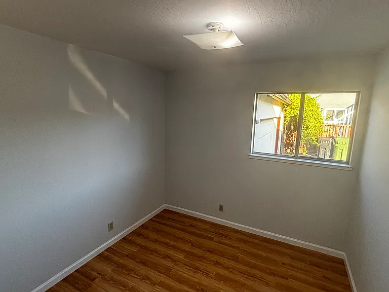 4729 Snead Dr — Photo 8