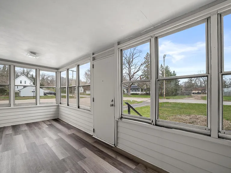 341 Zion St — Photo 15