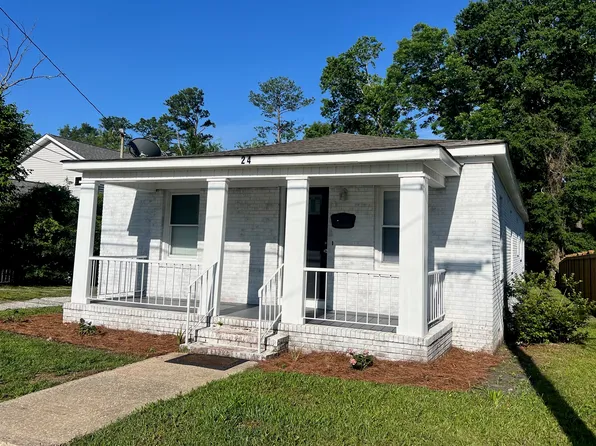 24 Mercer Ave, Wilmington, NC 28403
