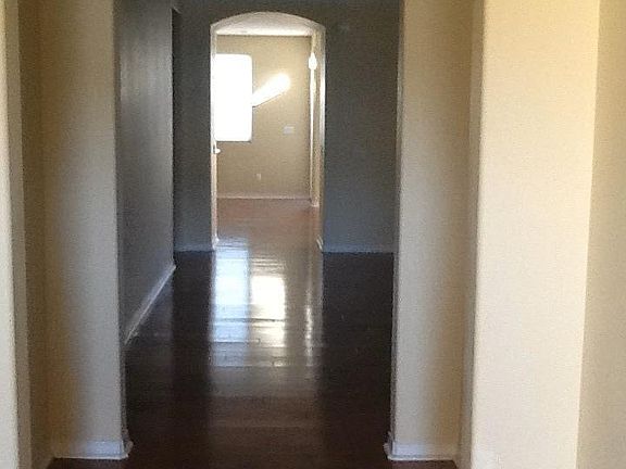 4th image of 2449 Loganberry Cir