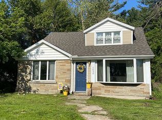 5030 Lakeshore Rd, Lexington, MI 48450