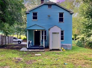 23 City Mills Ln, Waterbury, CT 06704