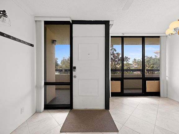 4th image of 1401 S Federal Hwy APT 220