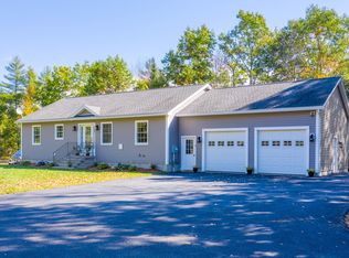 4 Cranberry Ln, Saco, ME 04072