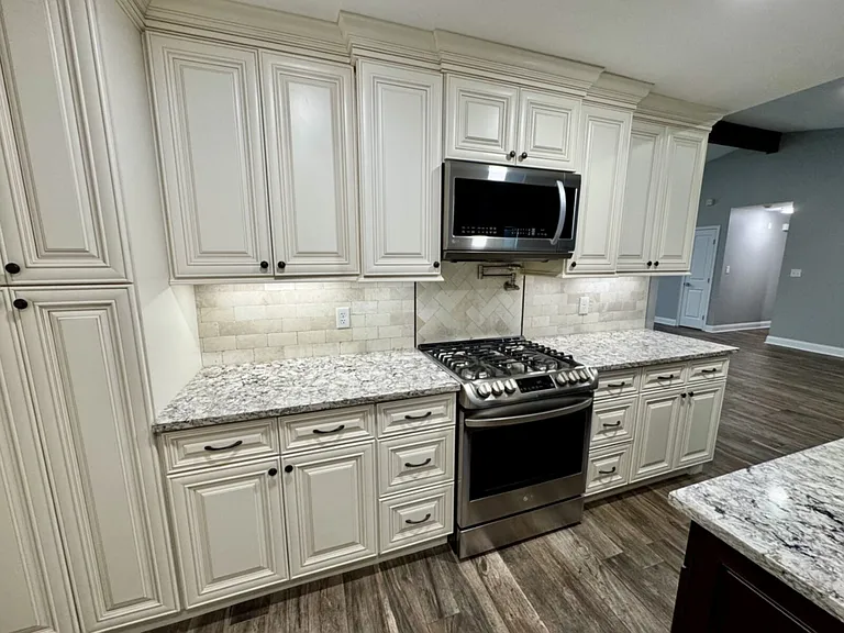 1301 Queen Elaine Dr — Photo 11
