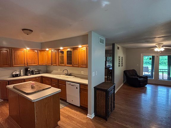 4th image of 4911 W 85th Ln