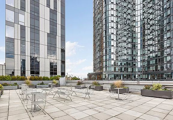 3rd image of 150 Myrtle Ave APT 2202