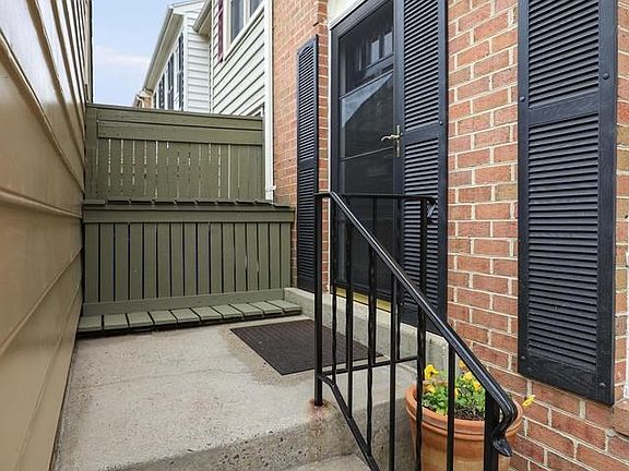 Private entrance