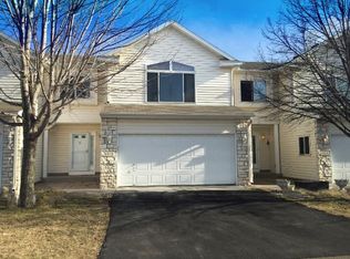 1212 Prairie View Trl, Farmington, MN 55024