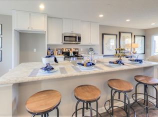 9685 Regent Ave N, Minneapolis, MN 55443