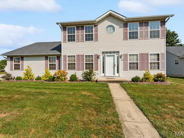 950 Whitechapel Dr, O Fallon, IL 62269