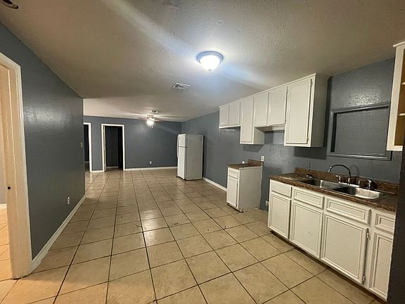 4th image of 1921 15th St #3