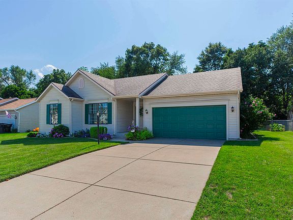 2nd image of 55109 Patrician Park Dr