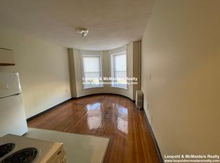 1124 Commonwealth Ave #1D, Allston, MA 02134