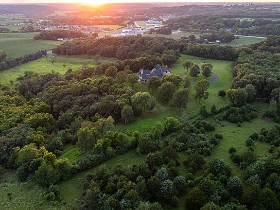 4th image of 32592 Juniper Rd