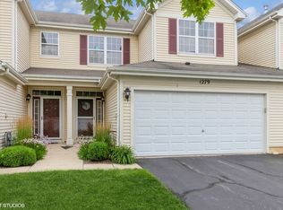 1279 Waverly Dr, Volo, IL 60020