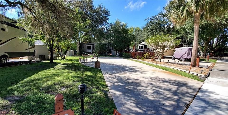 2nd image of 187 Longhorn Dr