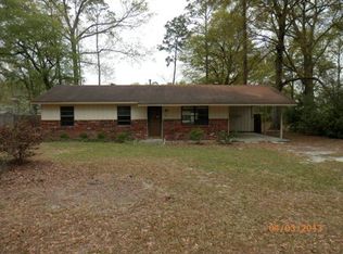 195 Queens Way, Ellabell, GA 31308