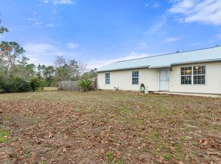 6052 Robin Rd, Crestview, FL 32539