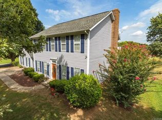 2412 Yorkdale Dr, Charlotte, NC 28273