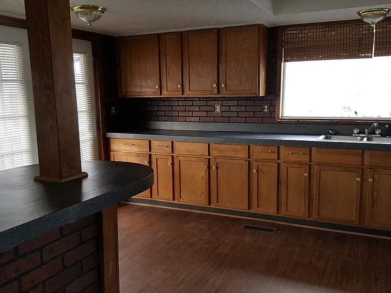 351 Eagle School Rd — Photo 4