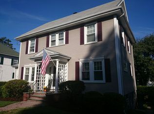 26 Parklawn Rd, West Roxbury, MA 02132