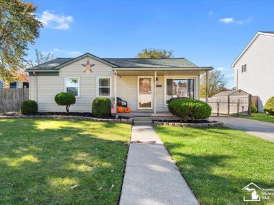 25246 Reeck Rd, Woodhaven, MI, 48183