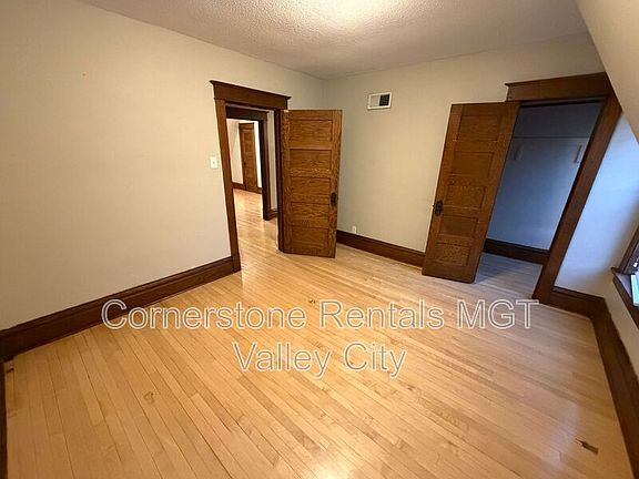 2nd image of 139 6th St NW