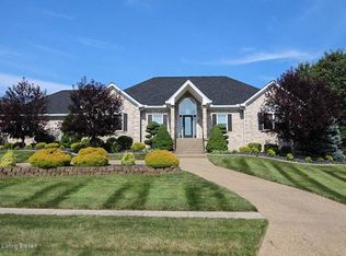 751 Oak Creek Dr, Mount Washington, KY 40047