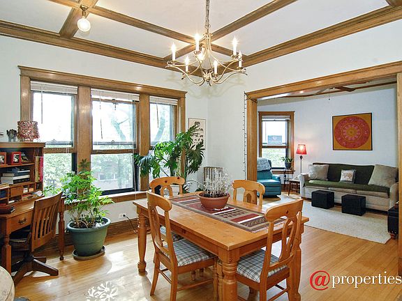 Living Room/Dining Room