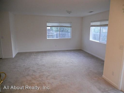 2nd image of 123B Freeman St