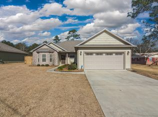 156 4th Ave, Crestview, FL 32539