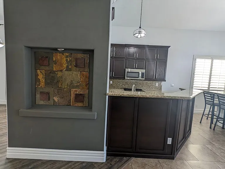 650 W Kent Pl — Photo 32
